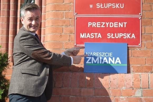 Opisana przez urzędników konferencja dotycząca kształtowania rynków pracy okazała się imprezą LGBT i w niej udział wziął Robert Biedroń.