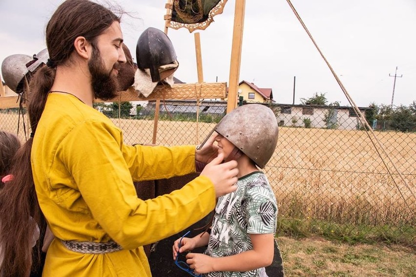 Warsztaty z grupą rekonstrukcyjną w Żorach - Osinach