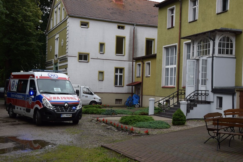 Poważny wypadek w hotelu Oskar w Szczecinku - kobieta spadła...