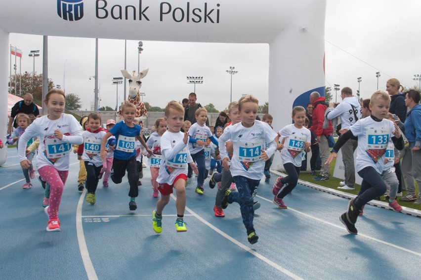 4. PKO Bieg Charytatywny w Lublinie: Pomagamy z każdym krokiem. W szczytnym celu pobiegli dla najmłodszych [ZDJĘCIA, WIDEO]