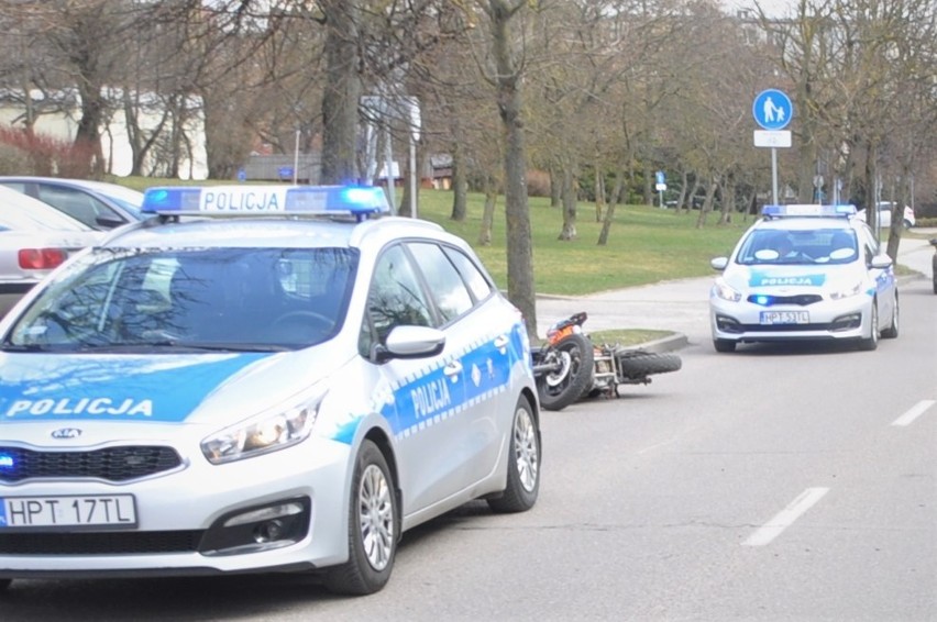 Trzy wypadki w powiecie giżyckim. W ciągu weekendu 64 osoby zostały ukarane mandatami karnymi