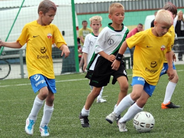 Młodzi piłkarze z APN Ostrołęka zaliczani są do grona faworytów imprezy.