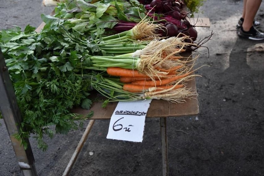 Ceny warzyw i owoców 2019 na Pomorzu. Ile kosztuje pietruszka? Ile zapłacimy za truskawki i czereśnie? RAPORT CEN Z POMORZA