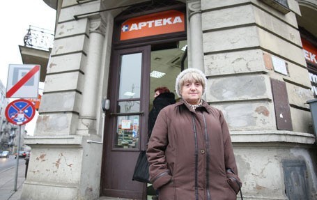 Emerytka Agnieszka Tyszecka jest zbulwersowana kolejną podwyżką cen leków.
