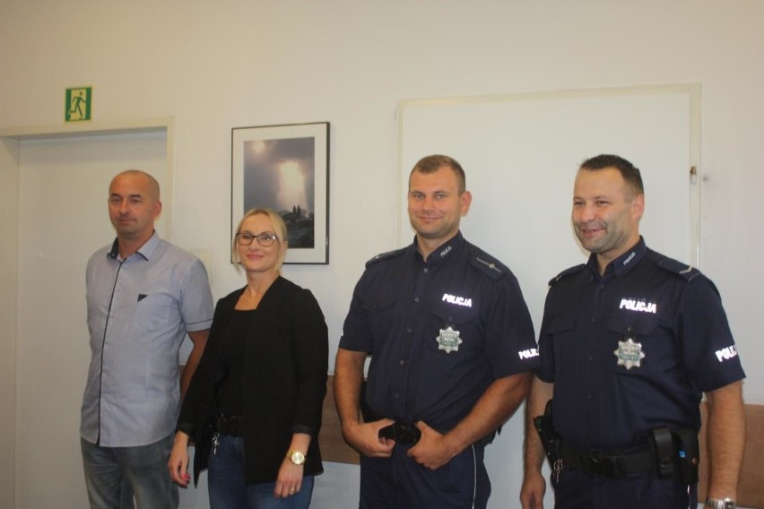 Mogilany, Świątniki Górne. Uznanie dla policjantów za tropienie wandali