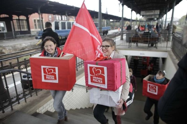 Piątkowy happening na dworcu zaczął się o 16.00.