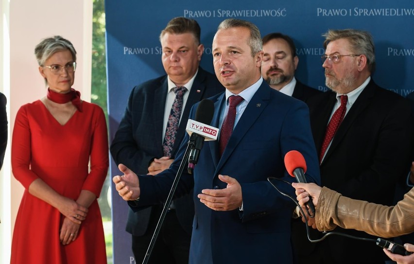 Wojewoda Mikołaj Bogdanowicz powalczy o miejsce w senacie