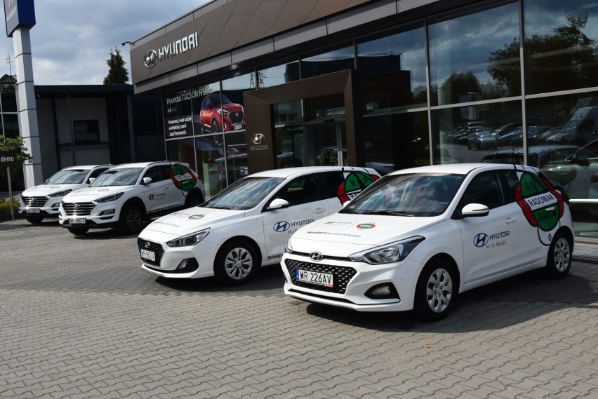 Autoryzowany Dealer Hyundai Radom nowym sponsorem Radomiaka Radom. Hyundai PRASEK przekaże na rzecz klubu cztery samochody 