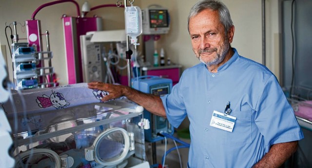 Prof. Ryszard Lauterbach liczy, że do końca roku na jego oddziale przybędzie kilkanaście inkubatorów