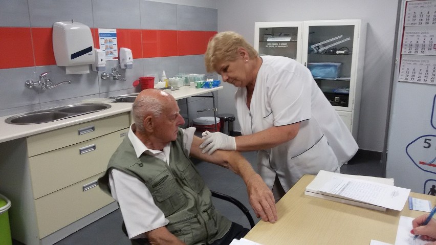Mysłowice: bezpłatne szczepienia przeciwko grypie dla seniorów