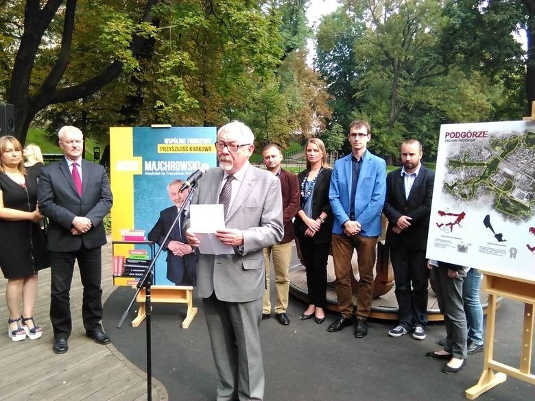 Ponieważ mówiono o zieleni, konferencję zorganizowano w...