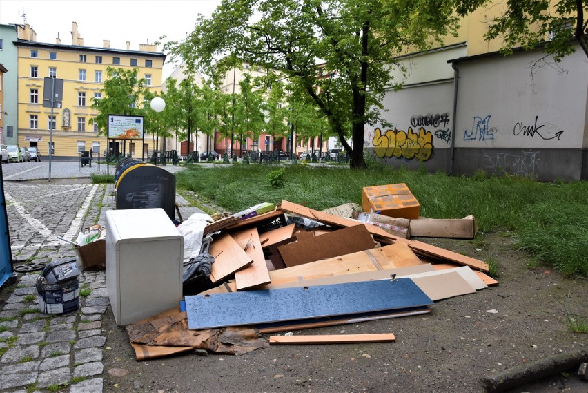 Opole od "kuchni". Podwórko przy pl. św. Sebastiana.