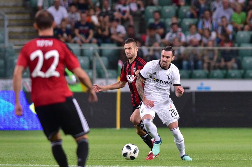 Legia na własnym stadionie przegrała z mistrzem Słowacji