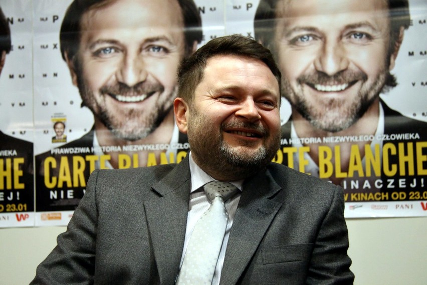 Maciej Białek na konferencji prasowej promującej film "Carte...