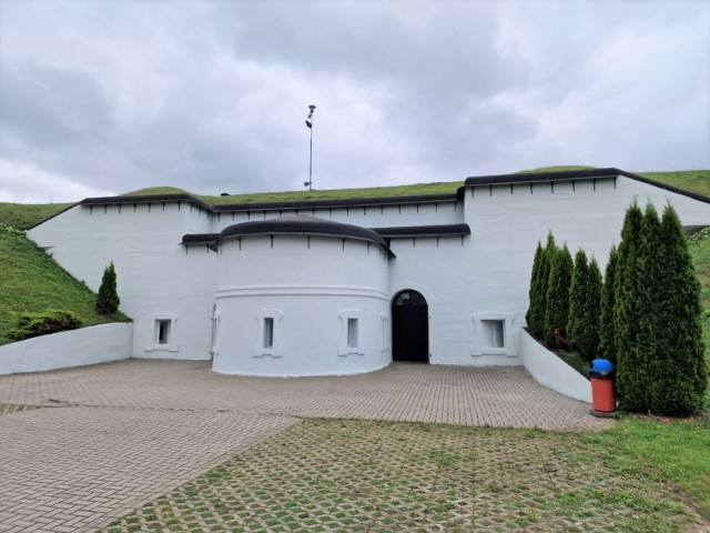 Na zdjęciu jeden z fortów zewnętrznych Twierdzy Brześć, znajdujący się od zakończenia II wojny światowej po polskiej stronie granicy.