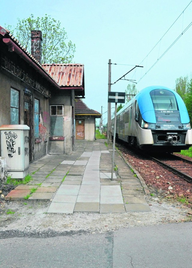 Infrastruktura kolejowa na trasie Bielsko-Biała Lipnik #- Wilkowice Bystra pozostawia wiele do życzenia