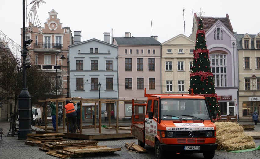 Od dziś (wtorek) szopka bożonarodzeniowa na Rynku w...