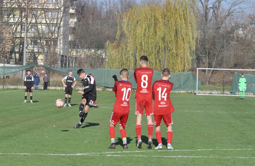 Centralna Liga Juniorów U-17: Wisła - Cracovia. Derby Krakowa pod wodzą... sędzin. "Pasy" przyćmiły "Białą Gwiazdę" [ZDJĘCIA]