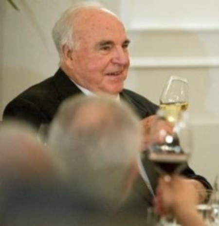 Helmut Kohl dziękował Bogu i ludziom.