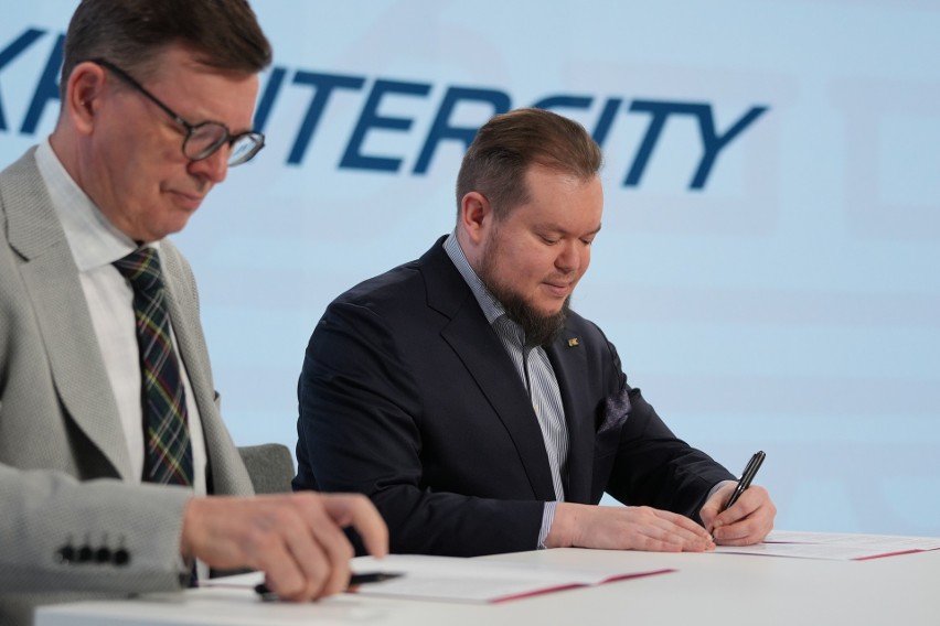 PKP Intercity stworzy w Lublinie nowe miejsca pracy. Kadry szukać będzie wśród studentów politechniki
