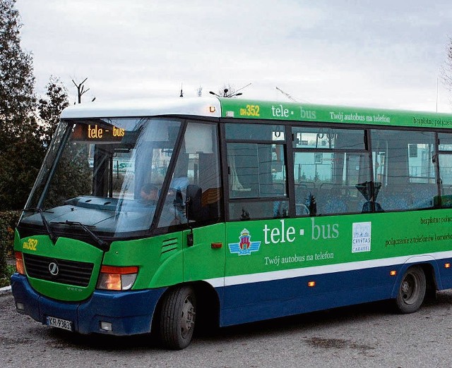 Telebusy to niewielkie autobusy w charakterystycznych barwach