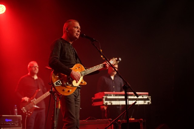 W niedzielę (10 marca) w Gminnym Centrum Kultury i Promocji w Kobylnicy odbył się koncert zespołu Raz Dwa Trzy. Zobacz fotogalerię.