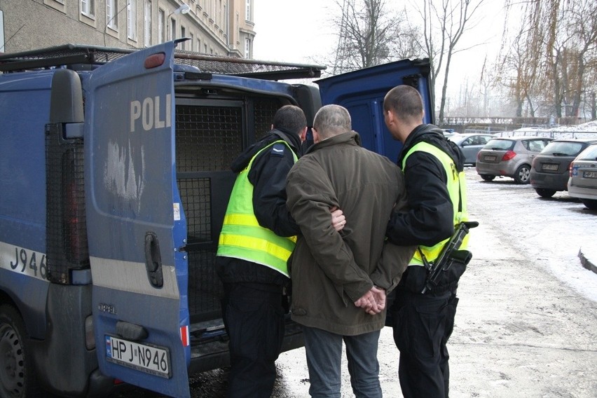 Zatrzymano mężczyznę, który napadał na banki w Opolu [zdjęcia] 