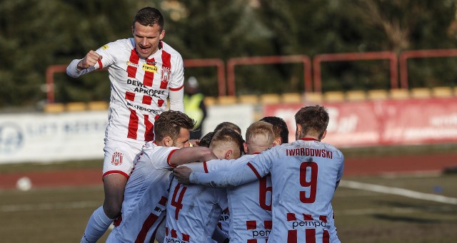 Gracze Resovii odnieśli zasłużone zwycięstwo nad ekipą lidera Fortuna 1 Ligi.