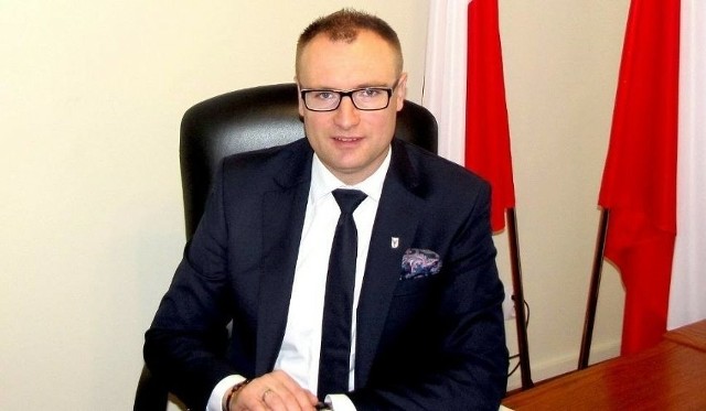 Kamil Dziewierz został wójtem Jedlińska