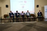 Forum Samorządu Regionu Świętokrzyskiego. Ciekawe dyskusje na ważne tematy. Oglądaj zapis transmisji 