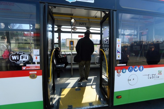 Testami objęto na razie siedem pojazdów: jeden autobus i sześć trolejbusów