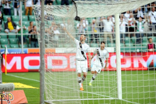 Mecz FC Kukesi - Legia Warszawa już dziś wieczorem. Transmisja TV online będzie dostępna w internecie. Stream udostępni TVP Sport.