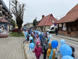 Niebieski marsz przeszedł ulicami Opatowa. Tak rozpoczęto obchody miesiąca autyzmu