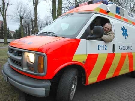 Ambulans nadal jest w Zbąszynku, czeka jednak na załogę