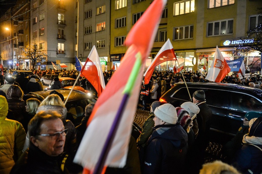 Strajk Obywatelski w Gdyni. Miasteczko strajkowe i gdyńska pikieta [WIDEO, ZDJĘCIA]