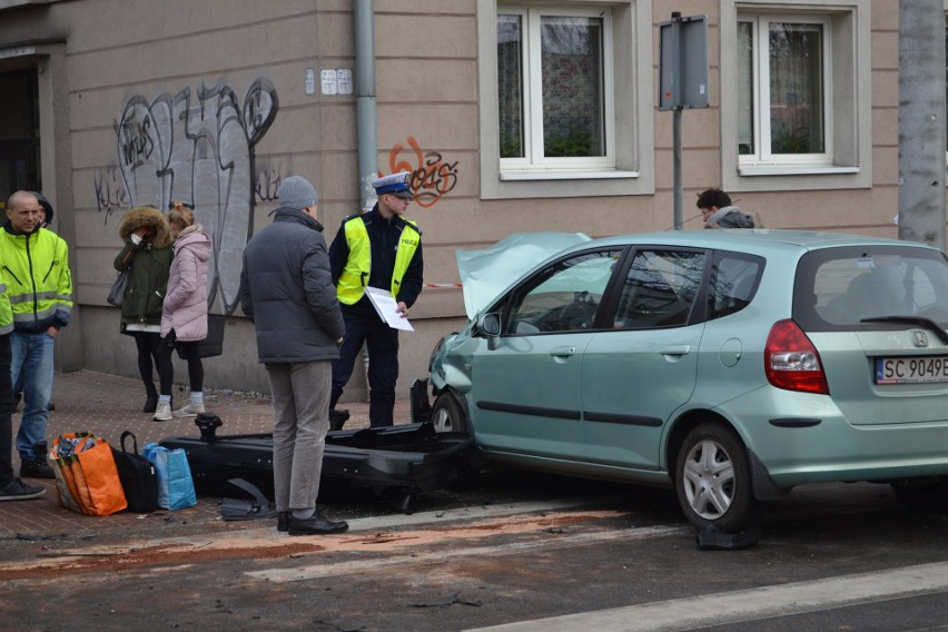 Wypadek na skrzyżowaniu ulic Śląskiej i Focha w Częstochowie