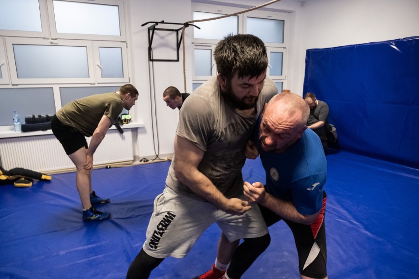 Trening zapaśników.