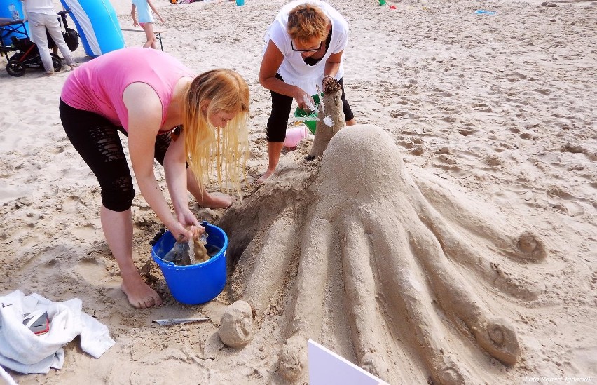 PIACHOLEPY 2018. Świnoujście: Zamek warowny, ośmiornica i tor wyścigowy na świnoujskiej plaży [ZDJĘCIA]