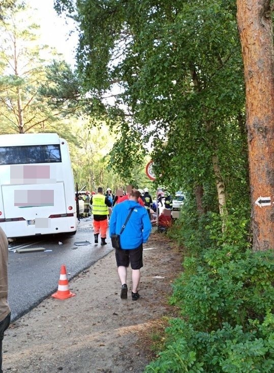 Wypadek autokaru z Dolnego Śląska nad morzem. 14 osób rannych