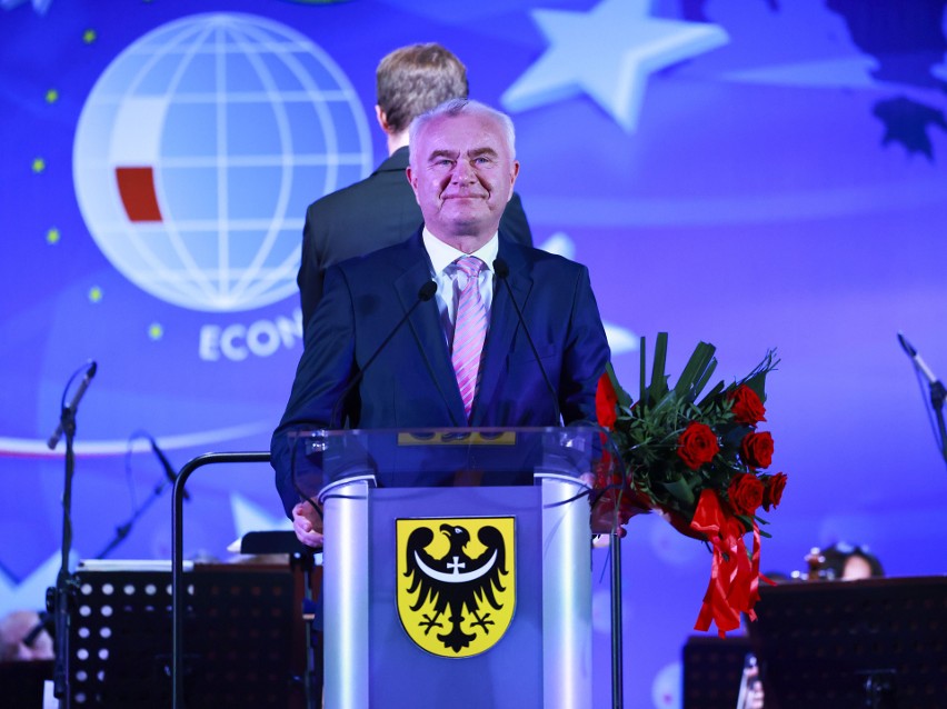 Prezes Maspexu Krzysztof Pawiński odebrał nagrodę...
