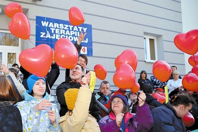 Podopieczni Caritas zachęcają do przekazania 1 proc. podatku na tę organizację