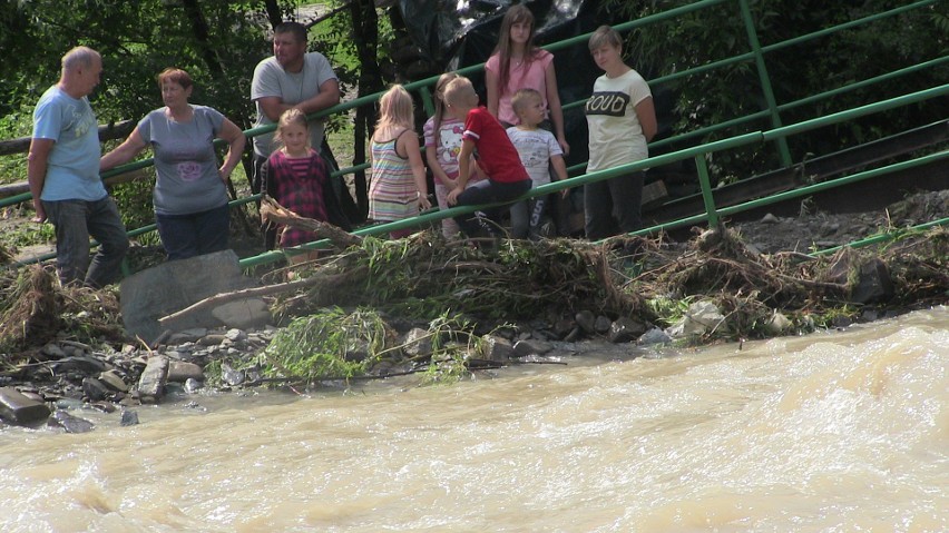 Raport po powodzi w regionie sądeckim. Trwa szacowanie strat. Te będą sięgały kilkudziesięciu milionów złotych