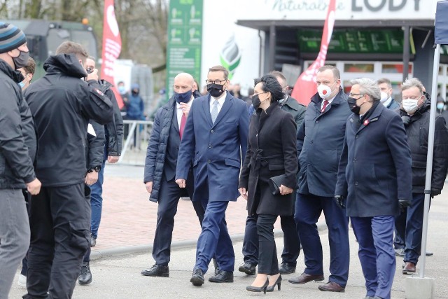 Uroczystości i atrakcje związane z setną rocznicą III Powstania Śląskiego.Zobacz kolejne zdjęcia. Przesuwaj zdjęcia w prawo - naciśnij strzałkę lub przycisk NASTĘPNE