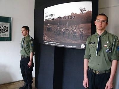 Od niedzieli w tarnowskim Muzeum Okręgowym czynna jest wystawa poświęcona stuleciu harcerstwa. Fot. Janusz Smoliński