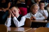 Wszystkie sześciolatki do szkół. Sejm odrzucił ustawę 350 tys. Polaków
