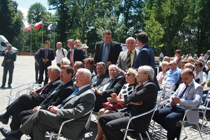 Mszę z okazji oficjalnego otwarcia kaplicy sprawowali dwaj...