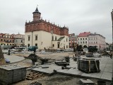 Remont tarnowskiego Rynku komplikuje się. Prace potrwają co najmniej do wakacji