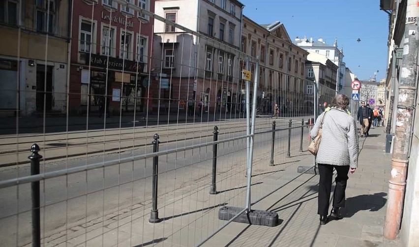 Ruszyła przebudowa ulicy Krakowskiej. Zobacz, jak postępują prace [ZDJĘCIA]