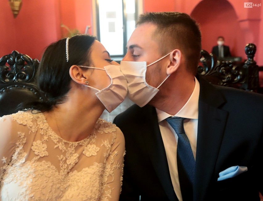 Pierwsze takie śluby w Szczecinie. Gratulacje dla młodej pary!