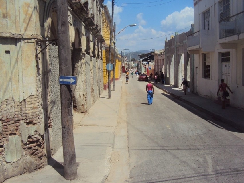 Wschód Kuby jest bardzo biedny, ale czystszy i lepiej...
